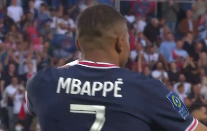 曲刚：对于梅州的未来没收到任何消息；希望球员今后能有更好发展（曲刚称未获悉梅州未来安排，盼球员今后发展更好）