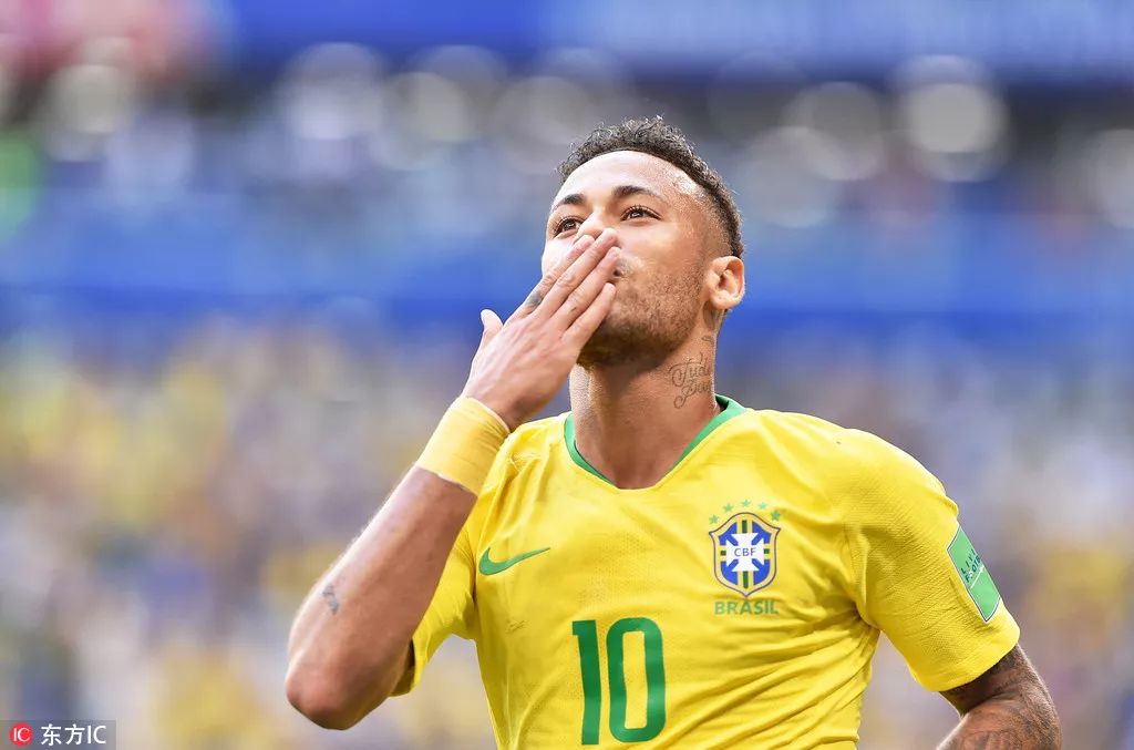 东体：特维斯在申花时训练都由自己决定，波耶特控制不了球队（东体：特维斯在申花自主安排训练，波耶特难以掌控球队）