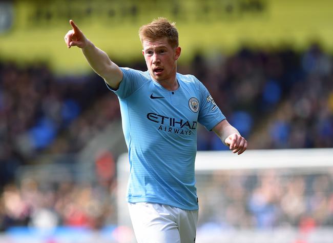 李霄鹏：希望球队能发挥出应有水平，明天奉献一场精彩的比赛（李霄鹏：盼球队打出应有水准，明日献上精彩一战）